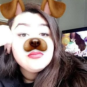 Meet your Posher, Magaly